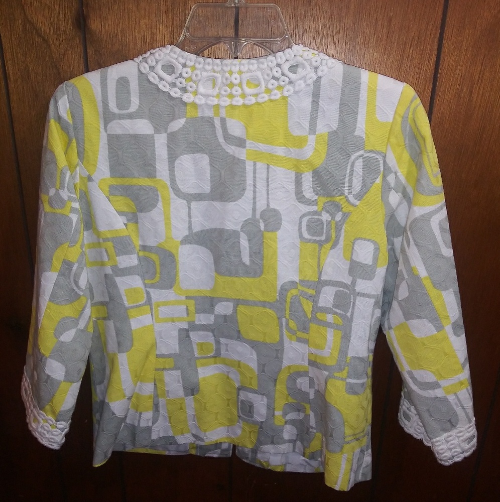 Small blazer - Picture 2 of 4